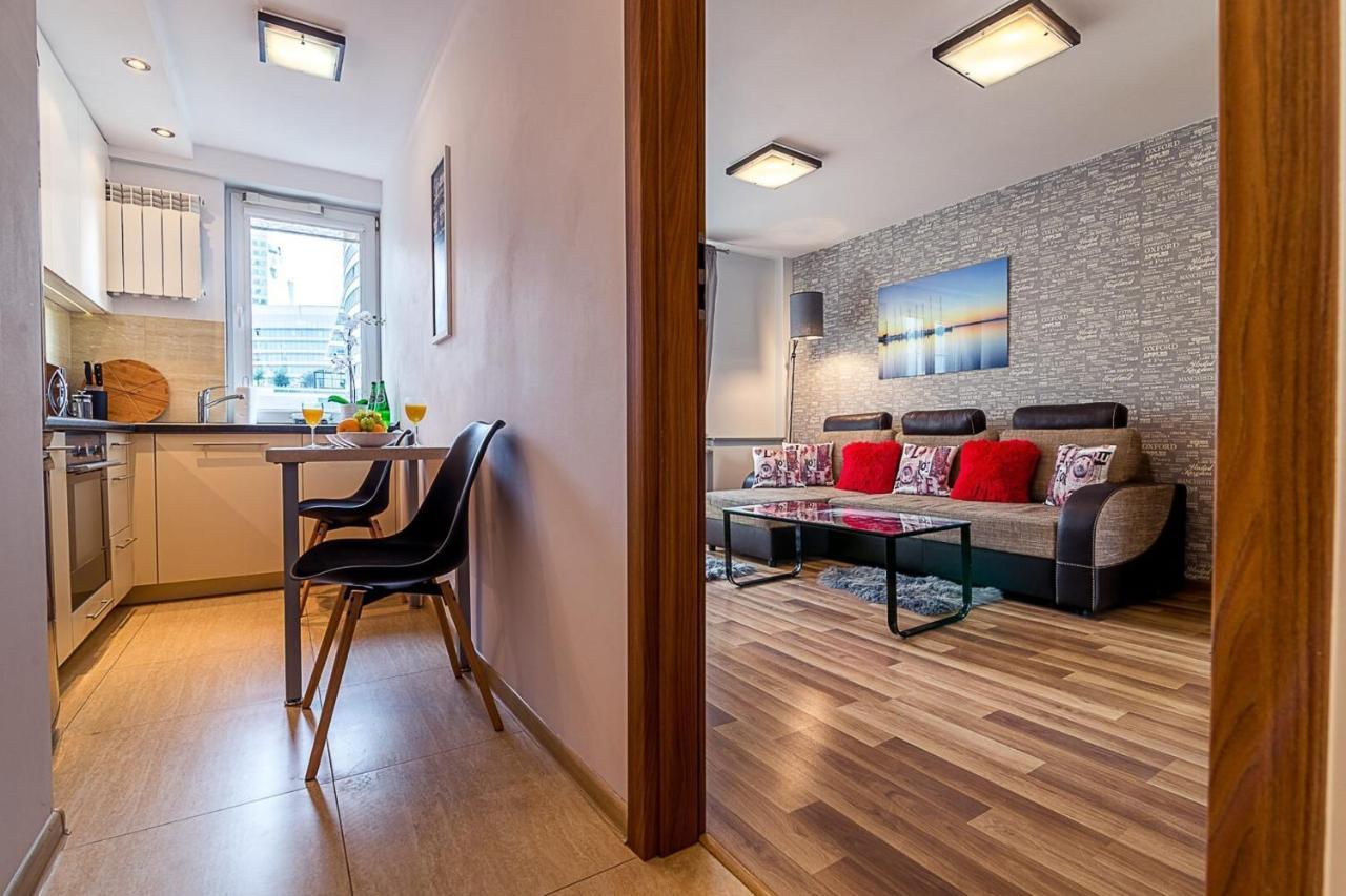 Panska 3 - Apartment With Balcony By Noclegi Renters Varsovia Exterior foto